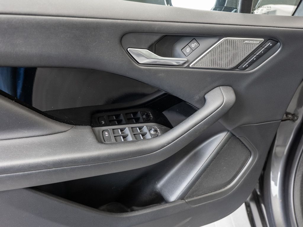 Jaguar I-Pace EV400 AWD SE NAVI LED ACC STANDHZ 360°