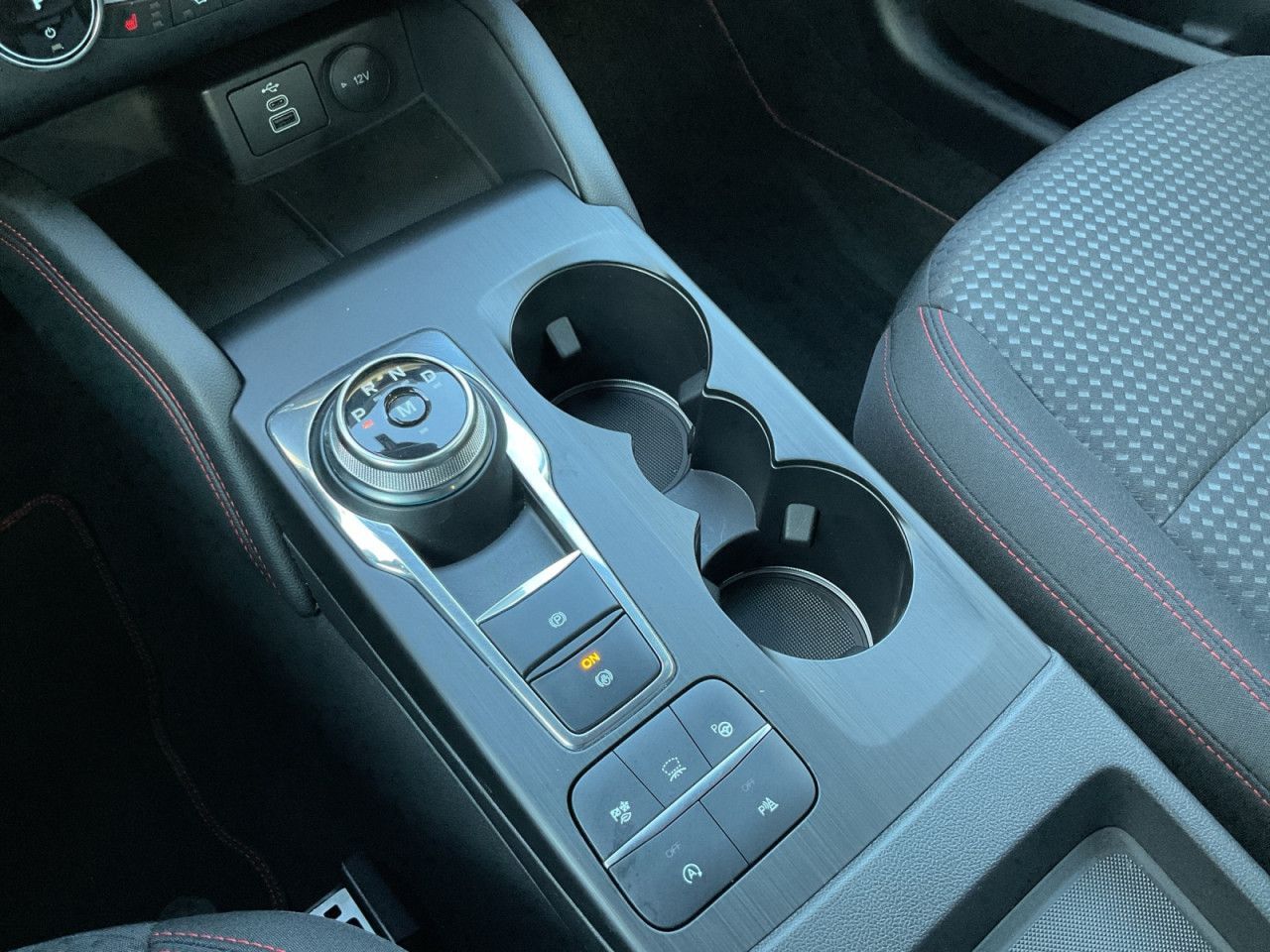 Ford Kuga ST-Line - Samsaru's Car Outlet