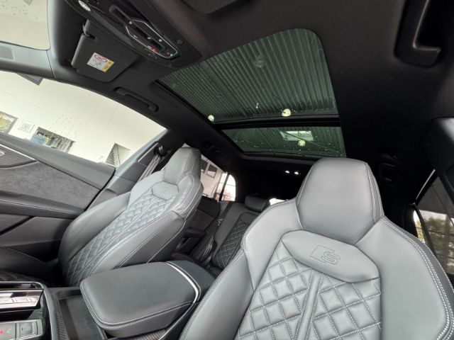 Audi Q8 50 TDI quattro S Line Laserlicht Pano AHK Air