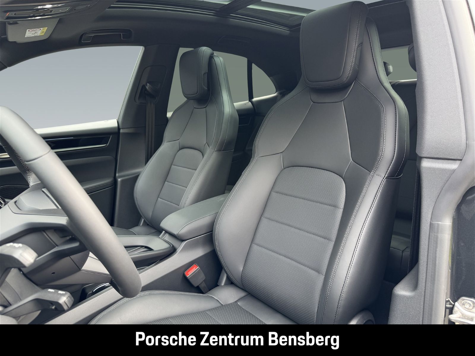 Porsche Macan Electric 4