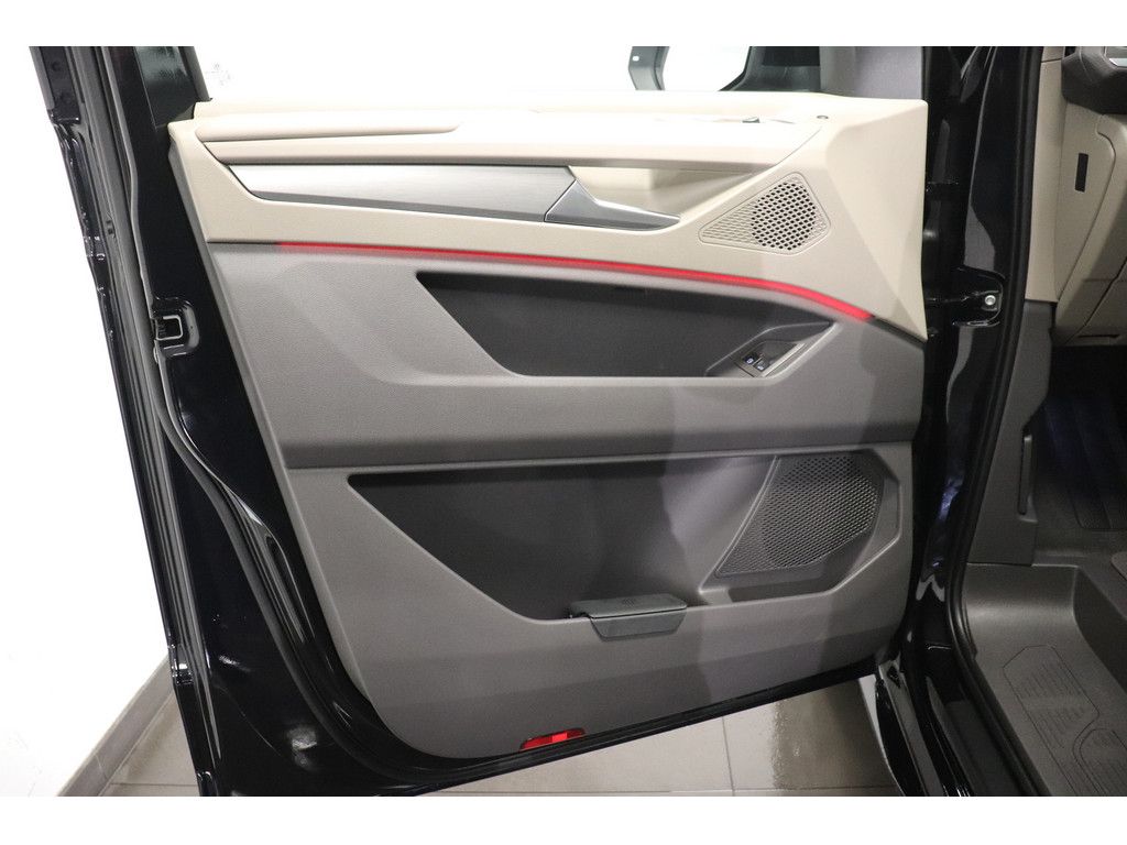 Volkswagen Multivan T7 1.5 TSI eHybrid 4Motion lang #NAVI P