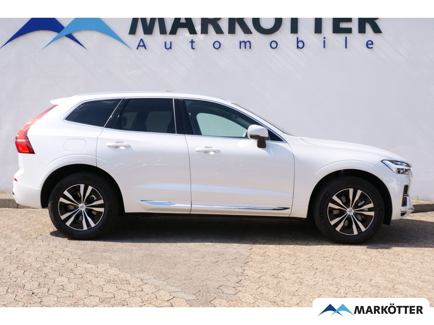 Volvo XC60 T6 AWD Recharge Core STHZ/AHK/BLIS/Google