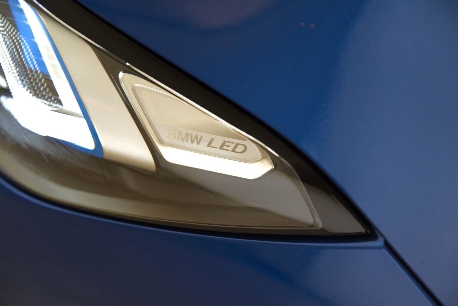 BMW 320d xDrive Touring M Sport - Samsaru's Car Outlet