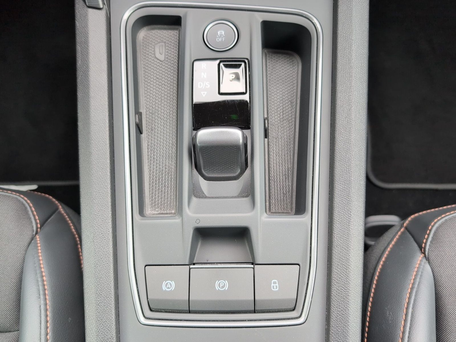 Cupra Formentor VZ 4Drive AHK-schw. 19" Copper Carplay