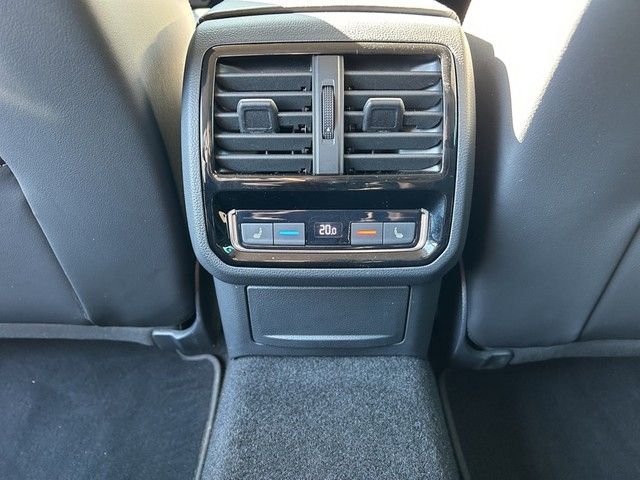 Volkswagen Passat Variant Alltrack 4M 2.0TDI DSG LEDER +Sta