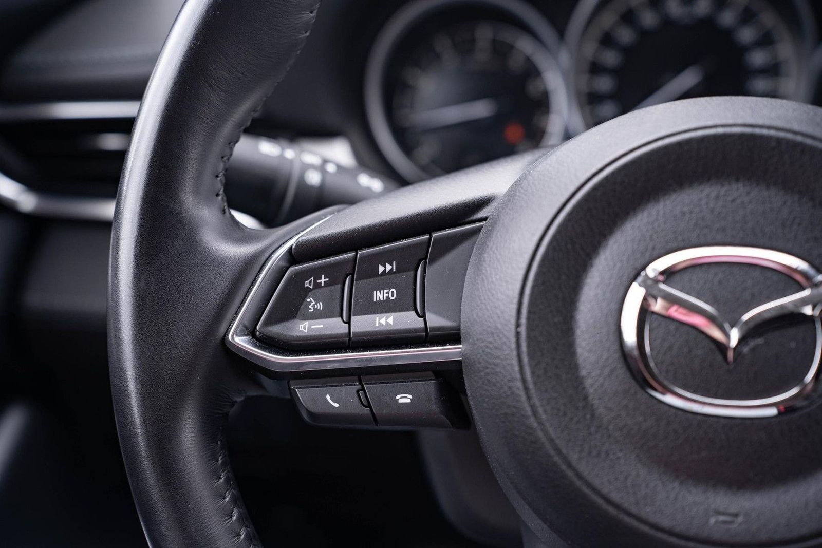 Mazda 6 Sportbreak 2.0 SkyActiv-G 165 Centre-Line HUD