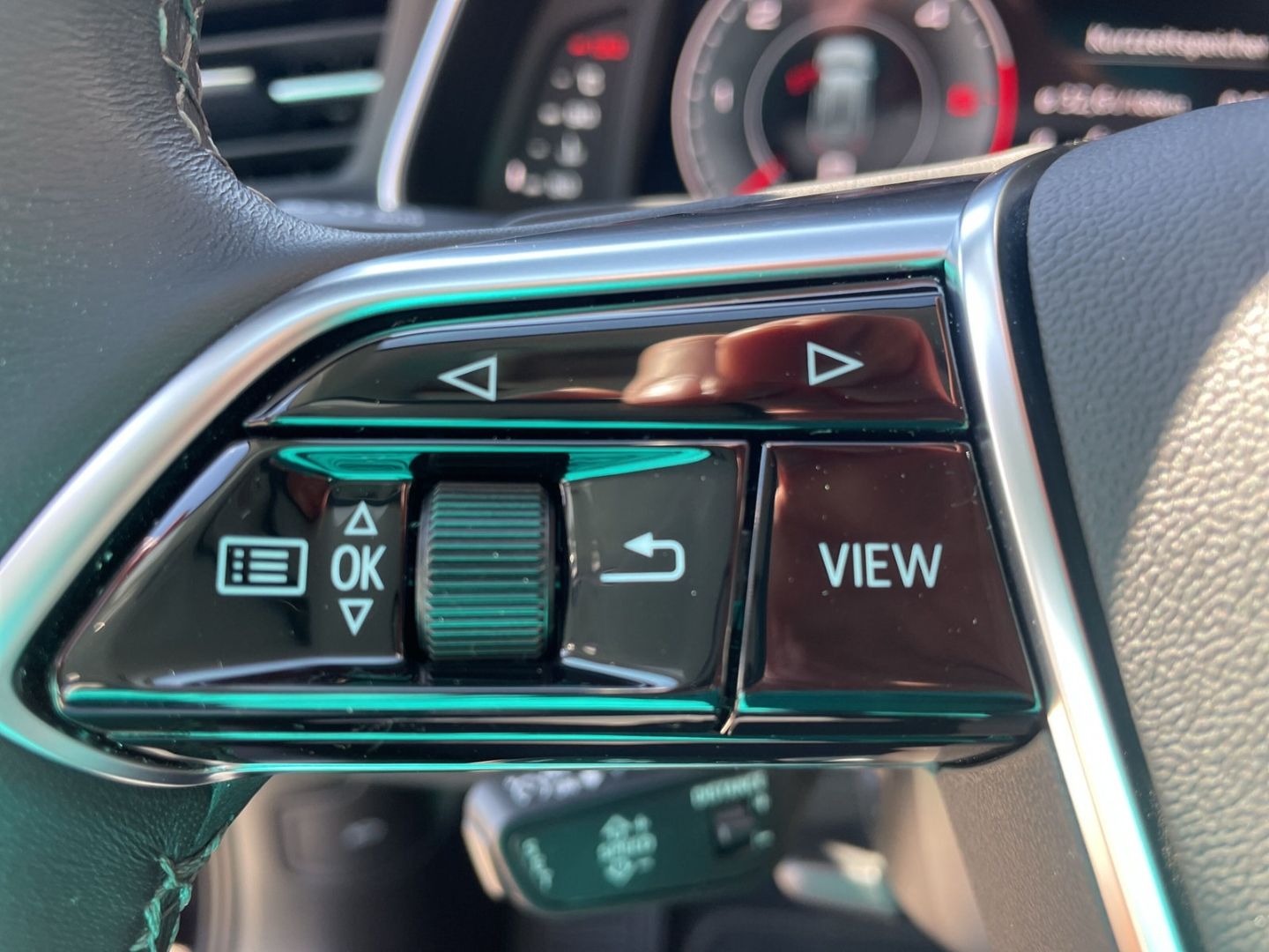 Audi A6 Avant 40 TDI S-Line qu Matrix B&O HuD Kamera