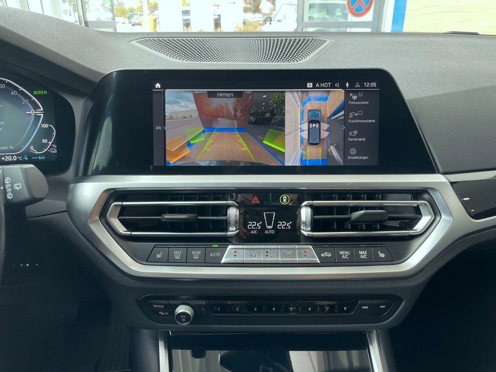 BMW 330e xDrive T. Sport Line - Samsaru's Car Outlet