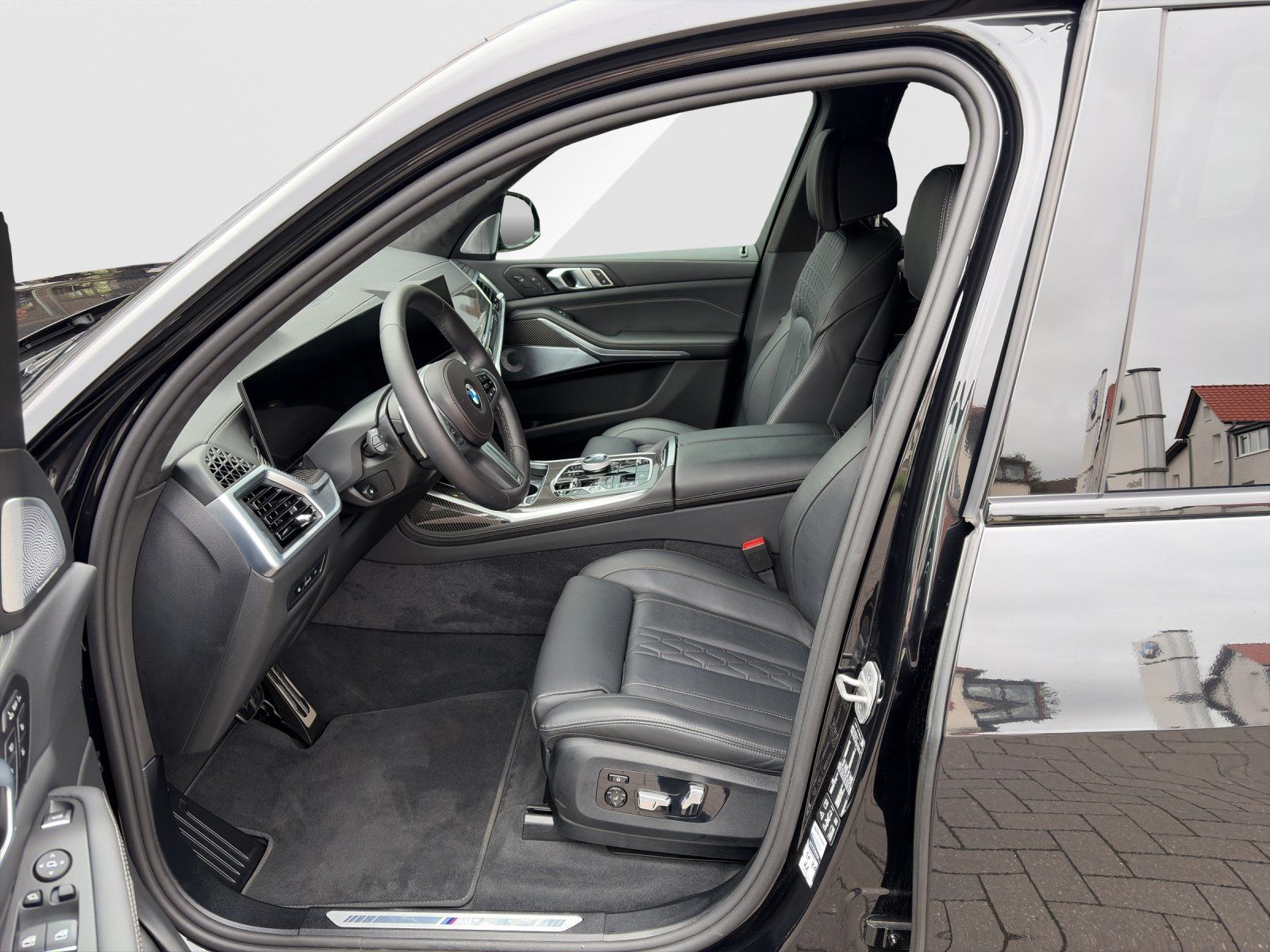 BMW X7 xDrive40d | M Sport Pro| Integral| Sky Lounge