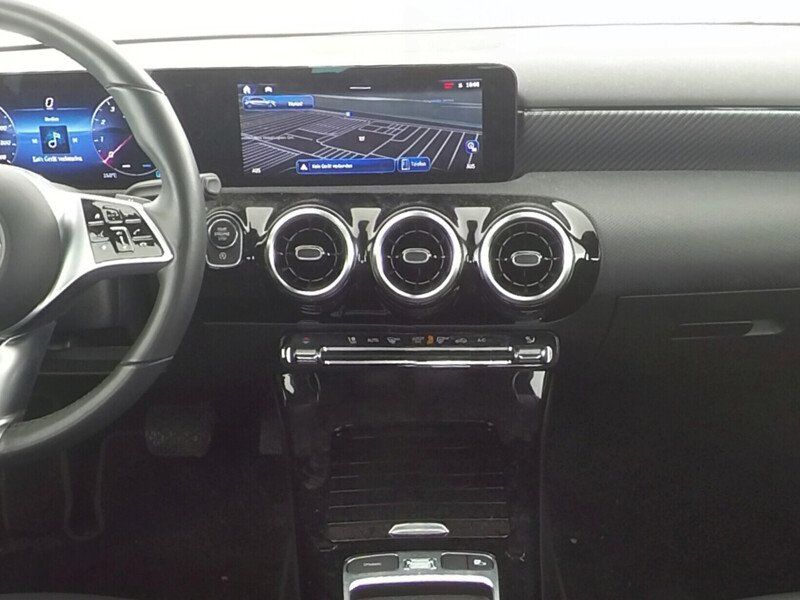 Mercedes-Benz A 180 Progressive - Samsaru's Car Outlet