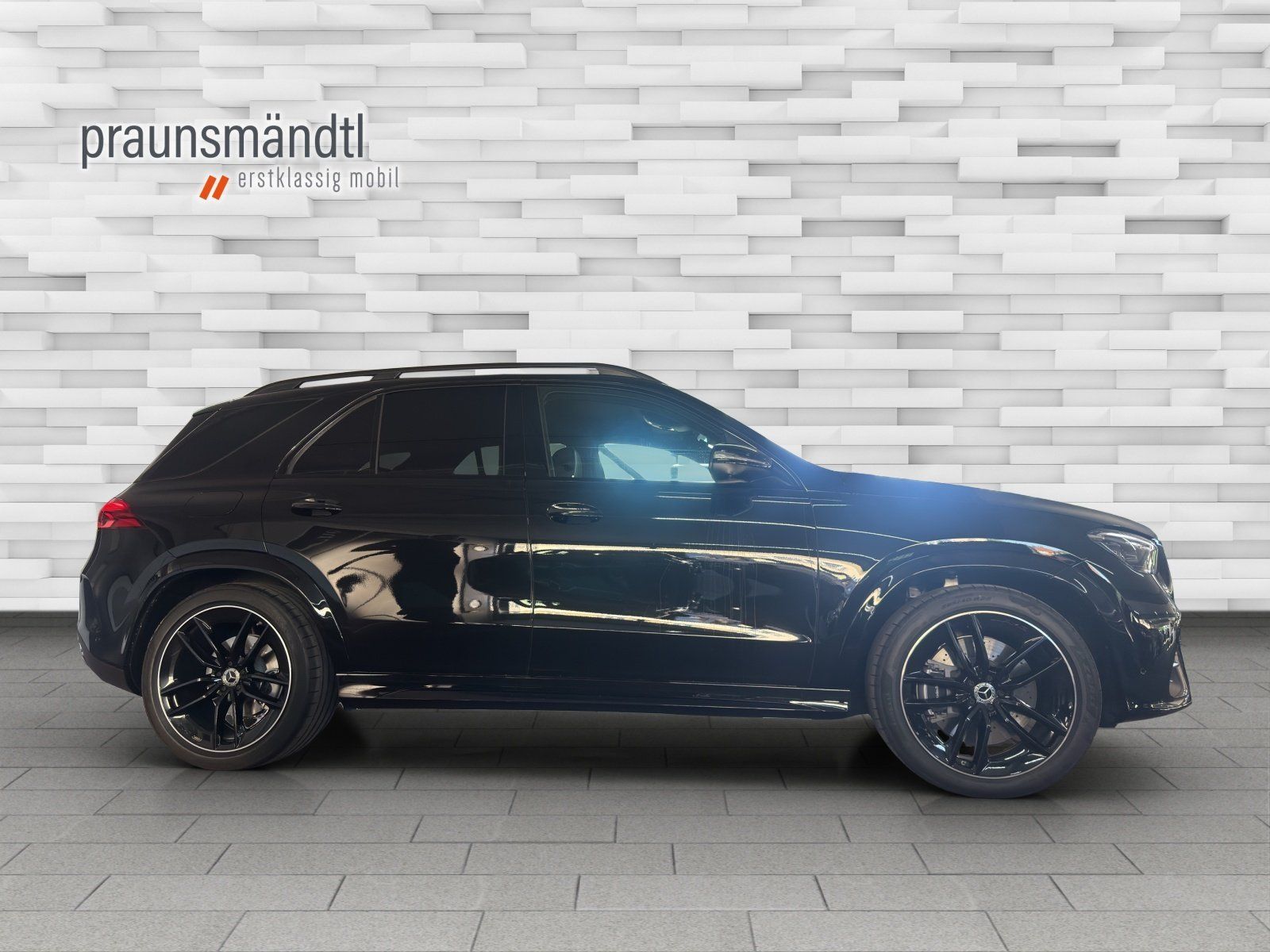 Mercedes-Benz GLE 450 d 4M AMG Pano/AHK/7Sitz/StaHzg/Airm/Dist