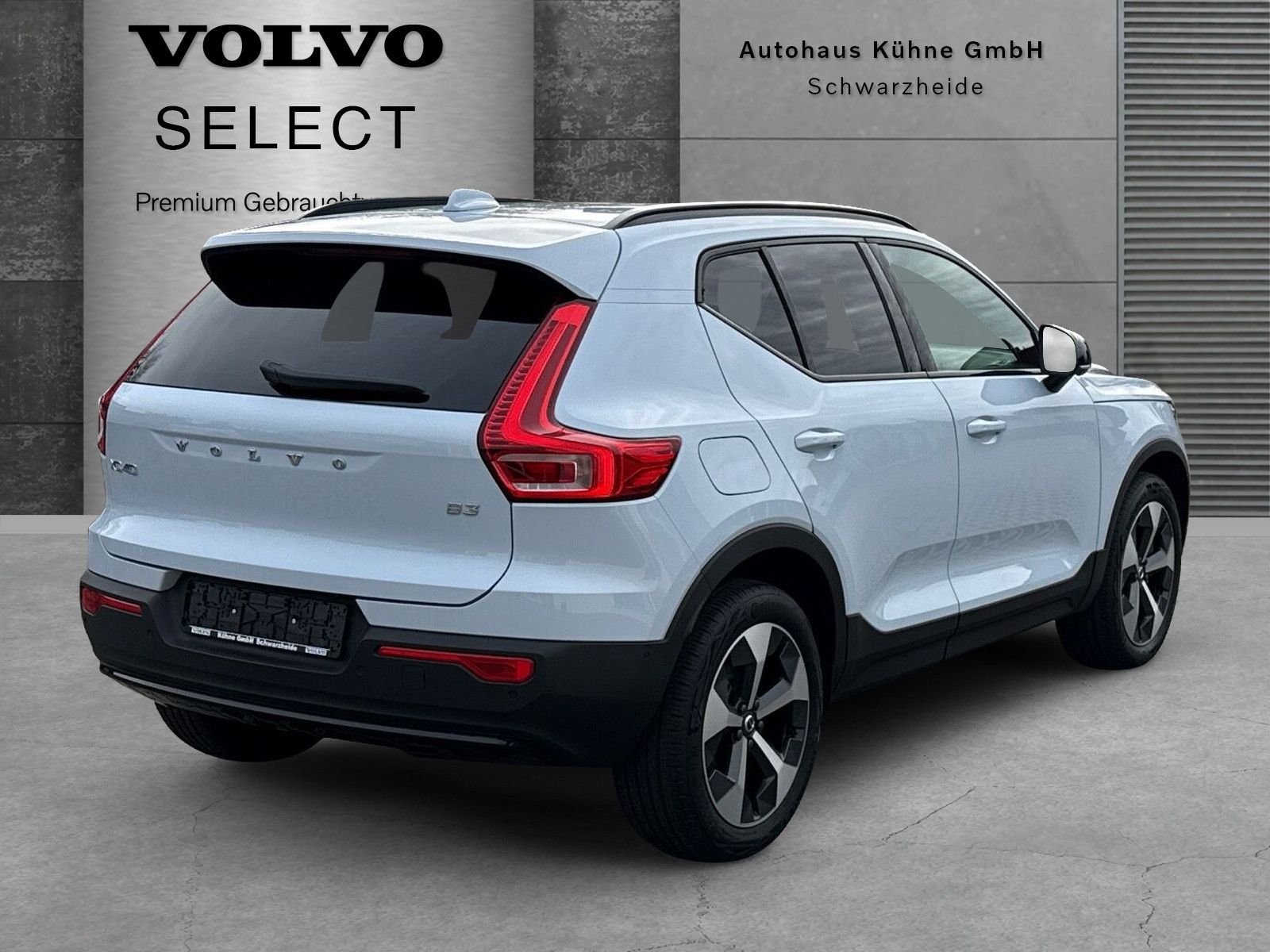 Volvo XC40 B3 Plus Dark 2WD !! 360°+ACC+BLIS+FSH !!