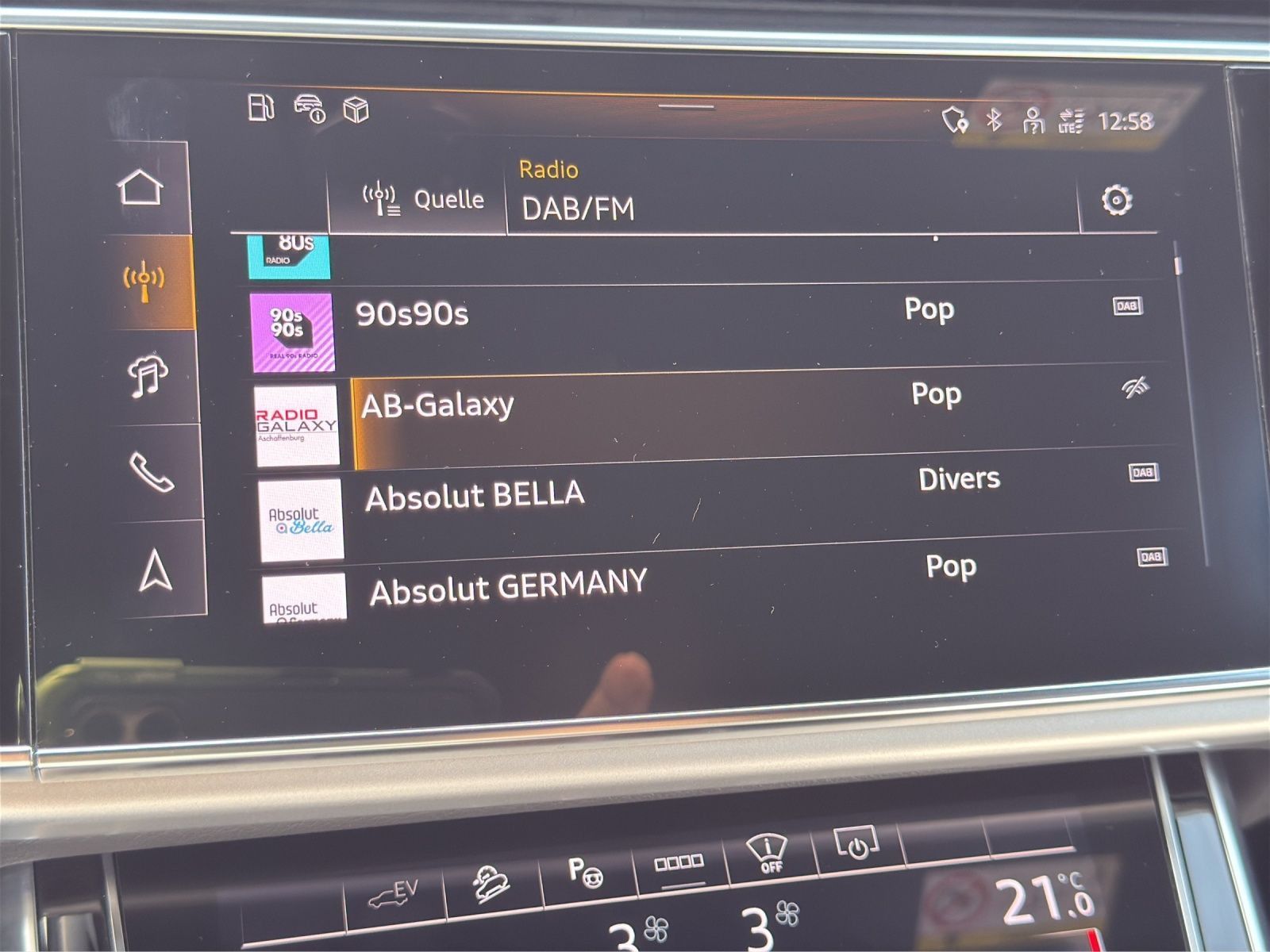 Audi Q7 55 TFSIe Q S LINE LM21 LUFT MATRIX ASSIST