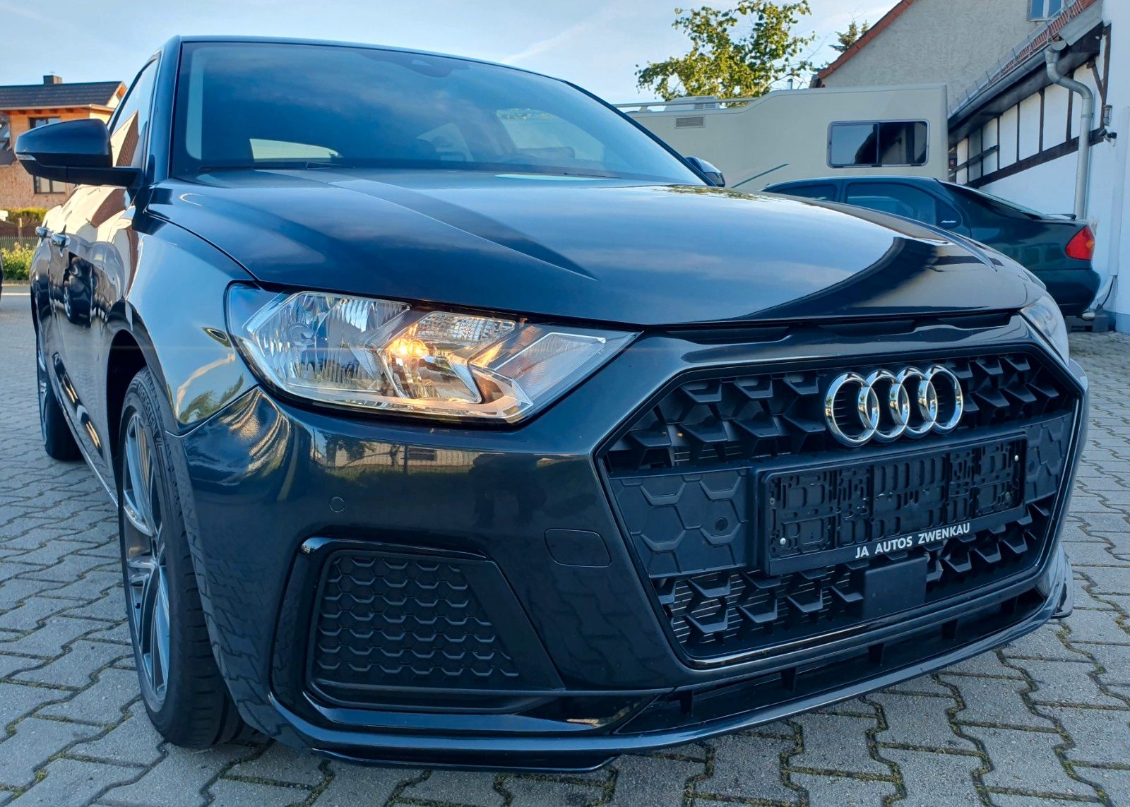 Audi A1 Sportback 25 TFSI advanced - Samsaru's Car Outlet