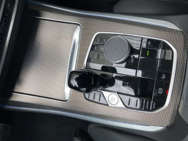 BMW X5 xDrive 45e iPerformance Sportpaket HUD Luftfe