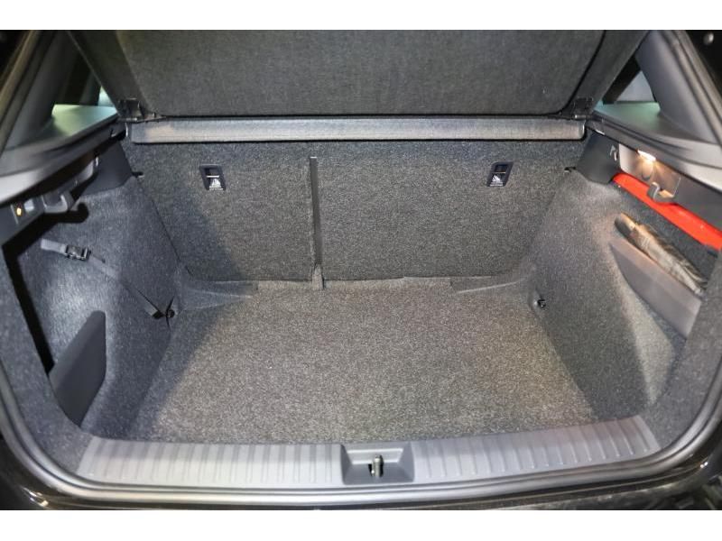 Skoda Kamiq Monte Carlo - Samsaru's Car Outlet