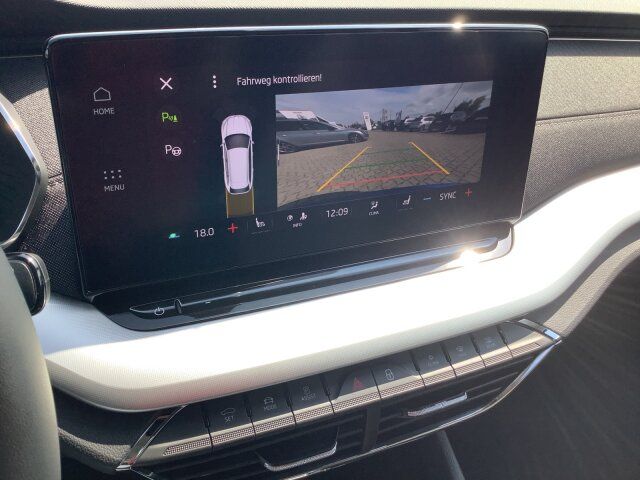 Skoda OCTAVIA COMBI TDI DSG STYLE - Samsaru's Car Outlet