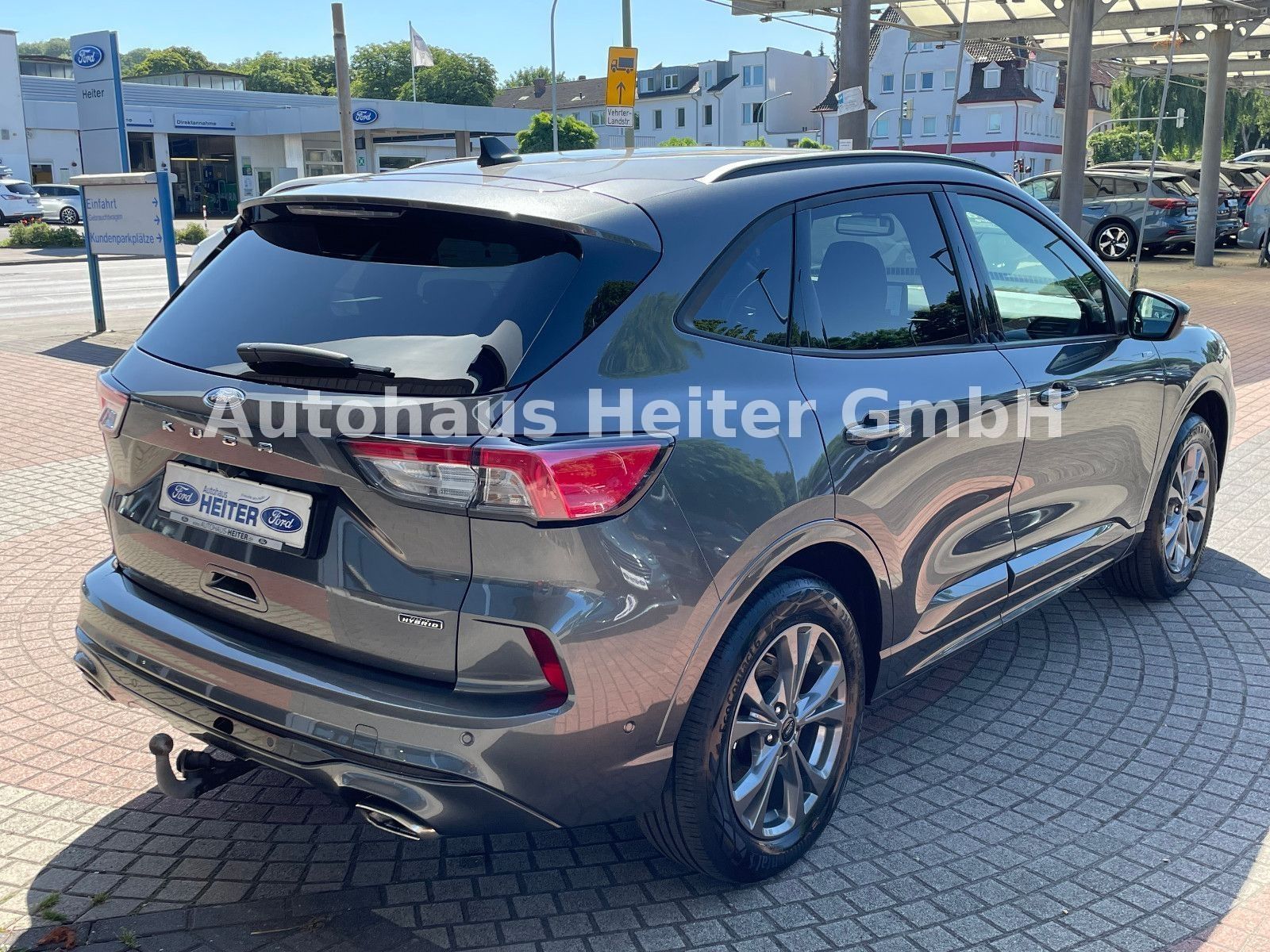 Ford Kuga PHEV ST-Line X - Samsaru's Car Outlet