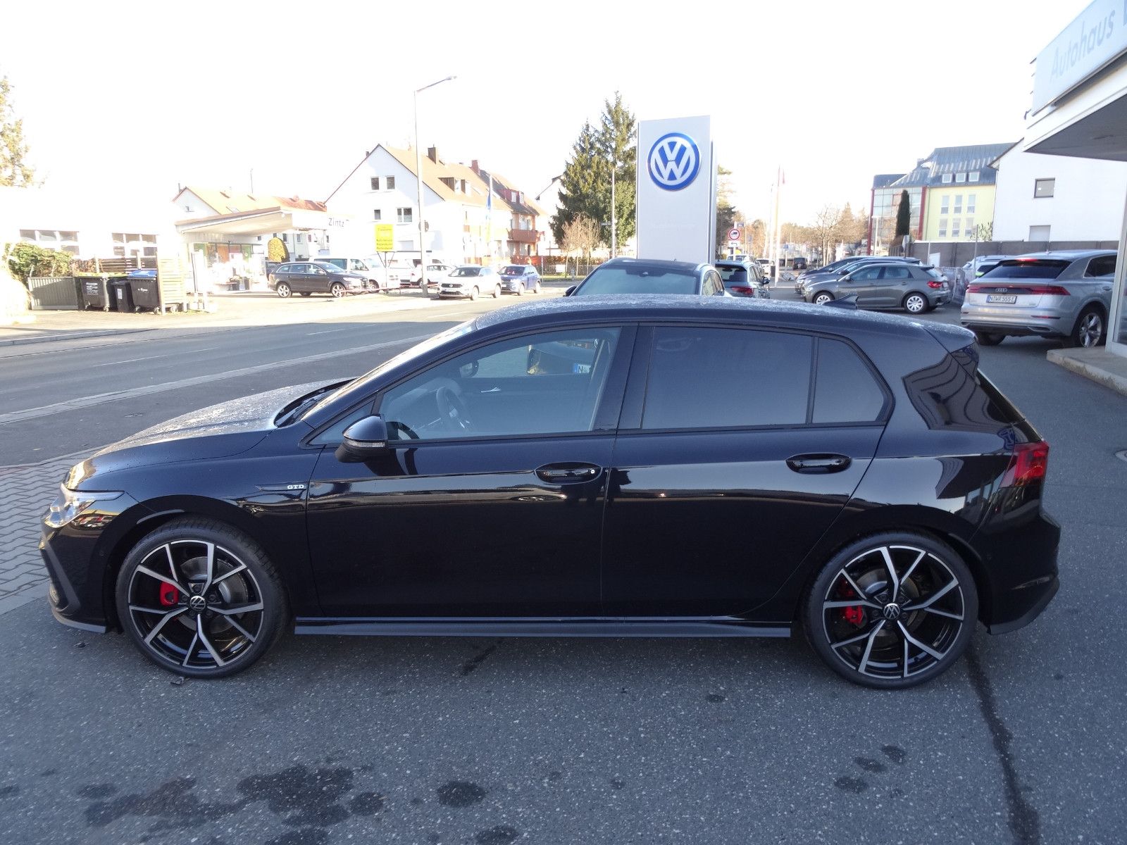 Volkswagen Golf VIII 2.0 TDI SCR DSG GTD - Samsaru's Car Outlet
