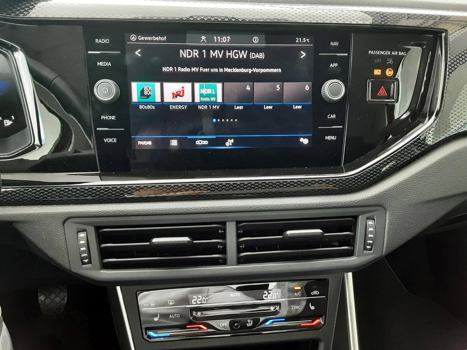 Volkswagen Taigo Life 1.0 TSI - Samsaru's Car Outlet