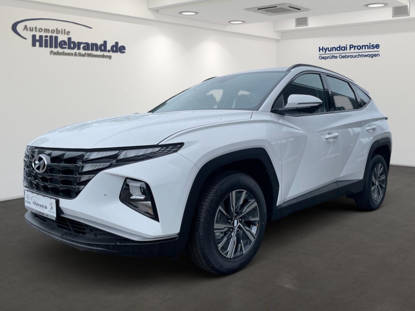 Hyundai Tucson Select Hybrid 2WD - Samsaru's Car Outlet