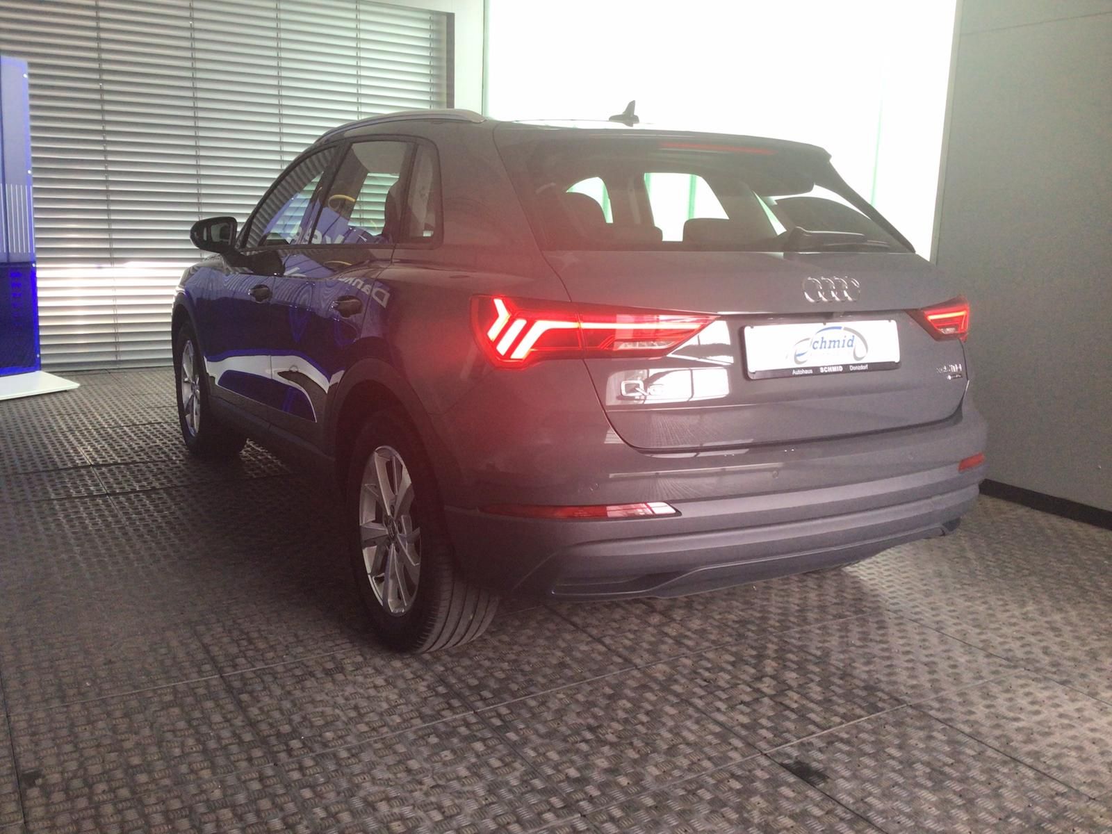 Audi Q3 35 TDI QUATTRO - Samsaru's Car Outlet