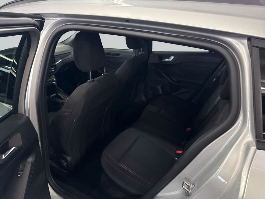 Ford Focus Turnier 1.0 EcoBoost Hybrid Aut. ST-LINE X