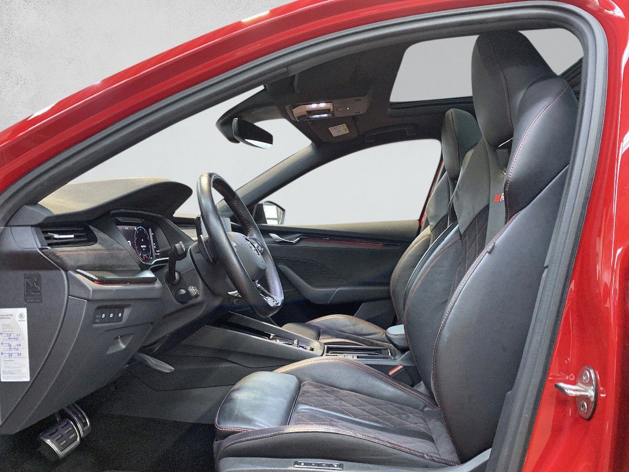 Skoda Octavia Combi RS First Edition - Samsaru's Car Outlet