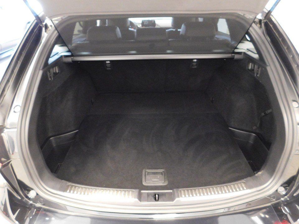 Mazda 6 Kombi 2.5L SKY-G 194 6AT TAKUMI /VOLL/Leder/BO