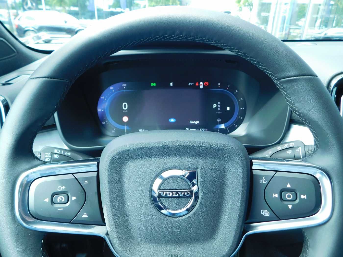 Volvo XC40 B4 Core - Samsaru's Car Outlet