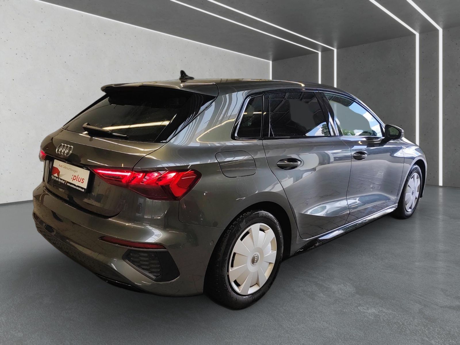 Audi A3 Sportback 35 TFSI S line S tronic - Samsaru's Car Outlet