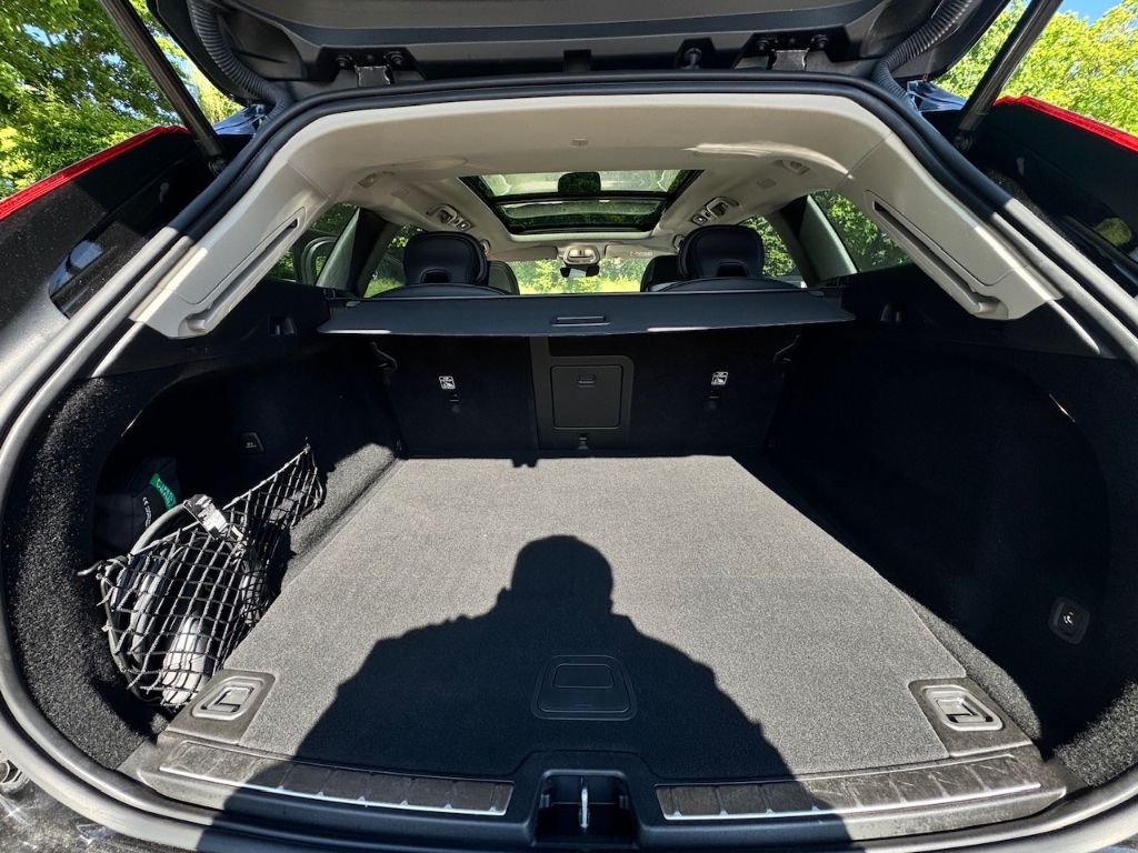 Volvo XC60 Inscription Recharge Plug-In Hybrid AWD T6