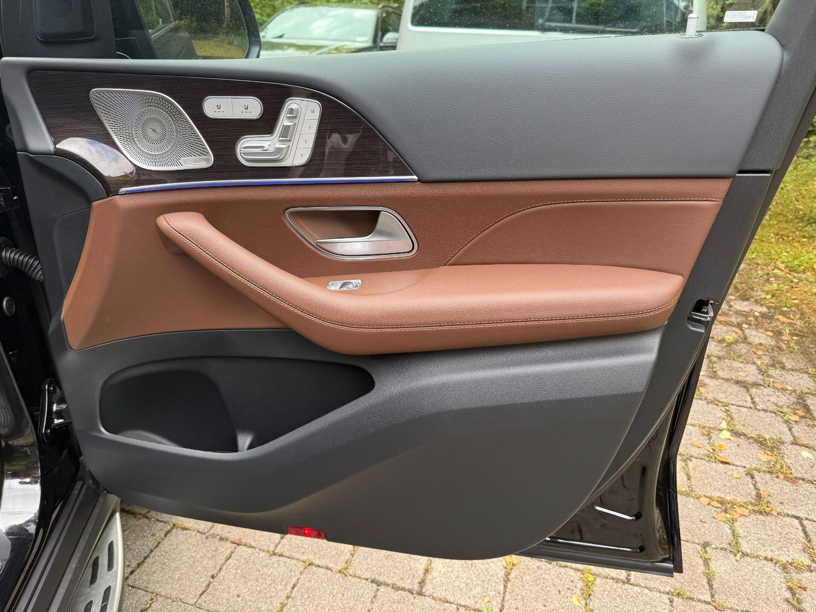 Mercedes-Benz GLS 450 4MATIC AMG Line - Samsaru's Car Outlet
