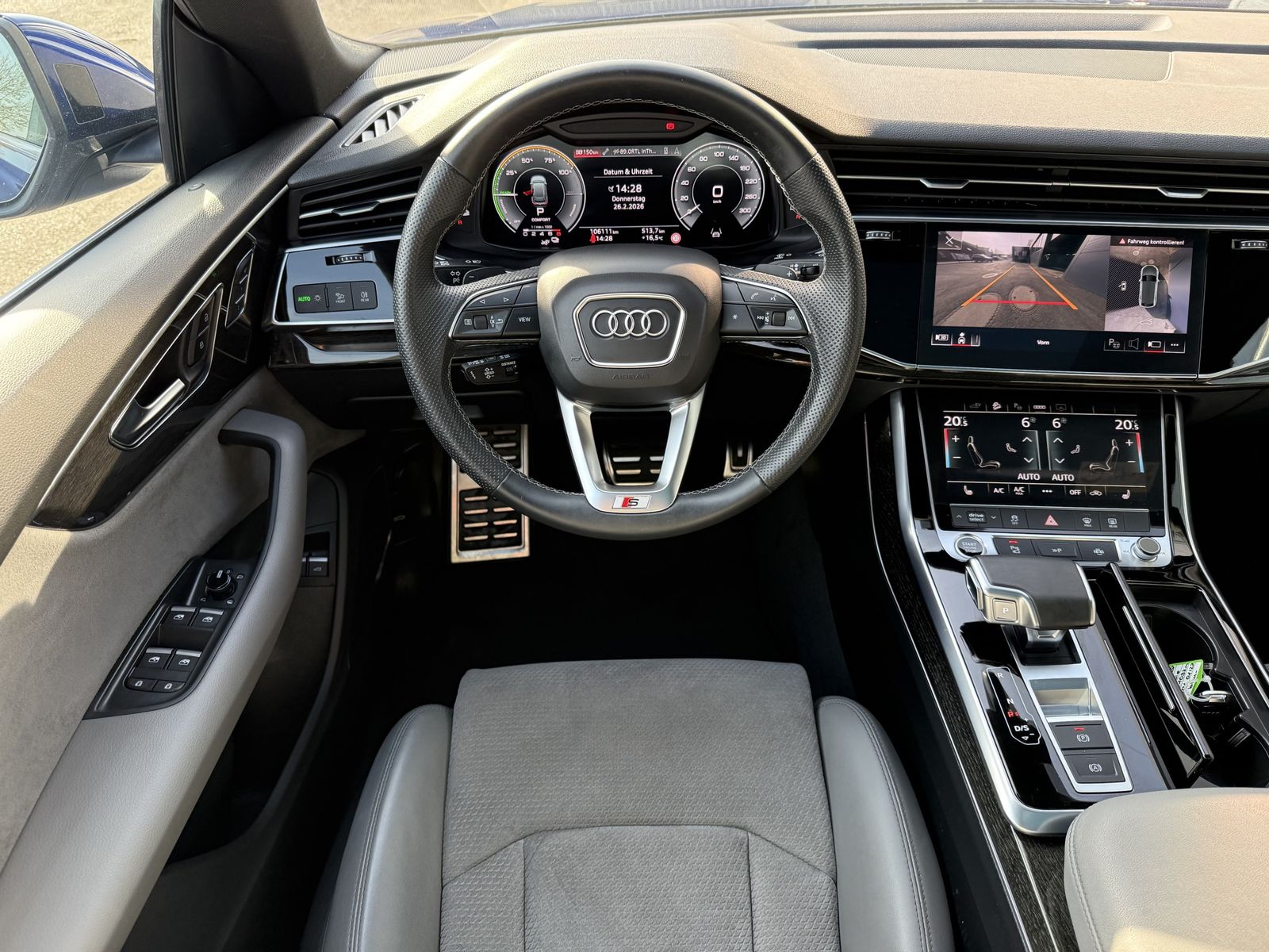 Audi Q8 55 TFSI e quattro tiptronic S line NP113.585€