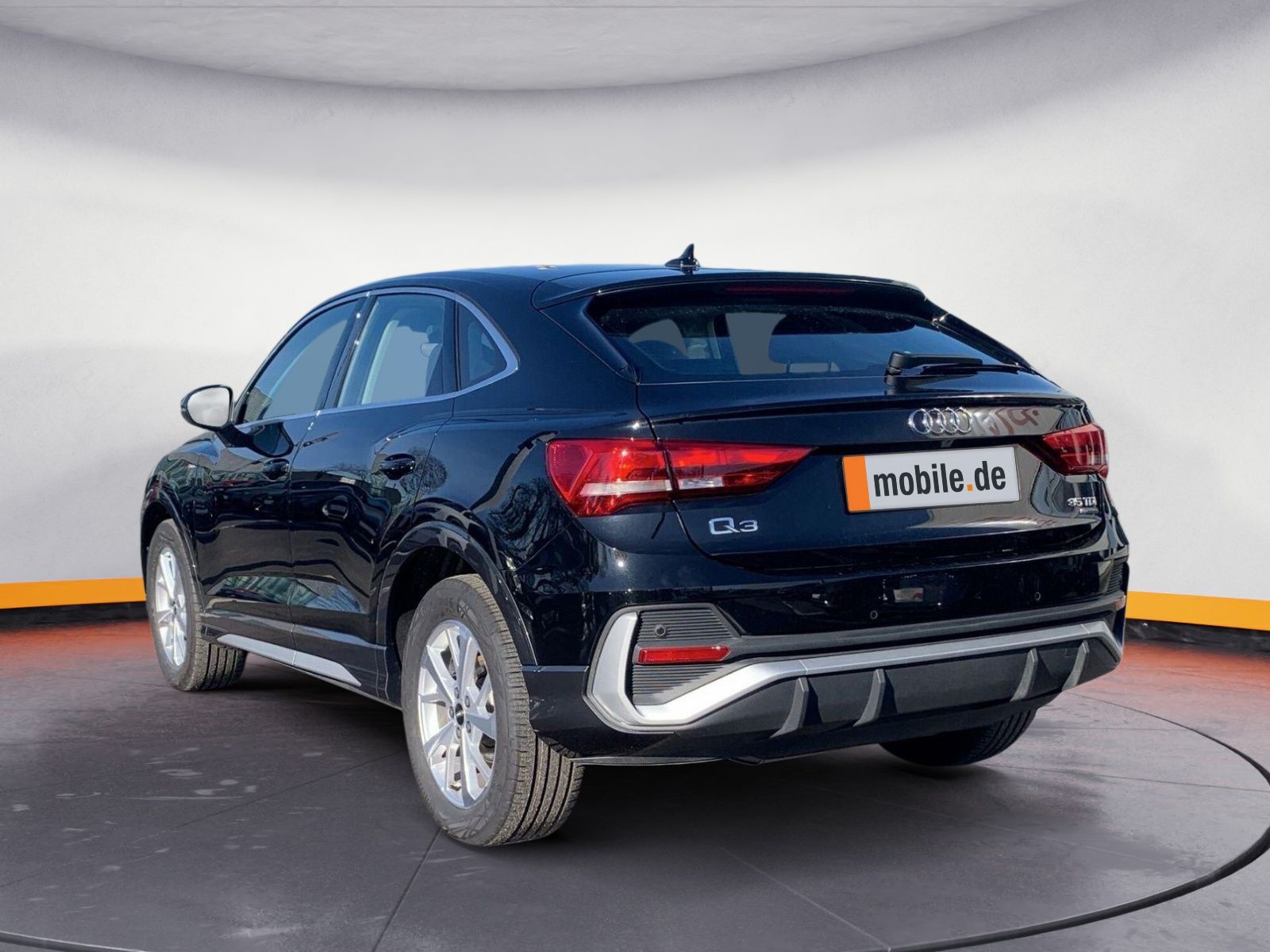 Audi Q3 Sportback 35 TDI quattro S tronic S line - Samsaru's Car Outlet