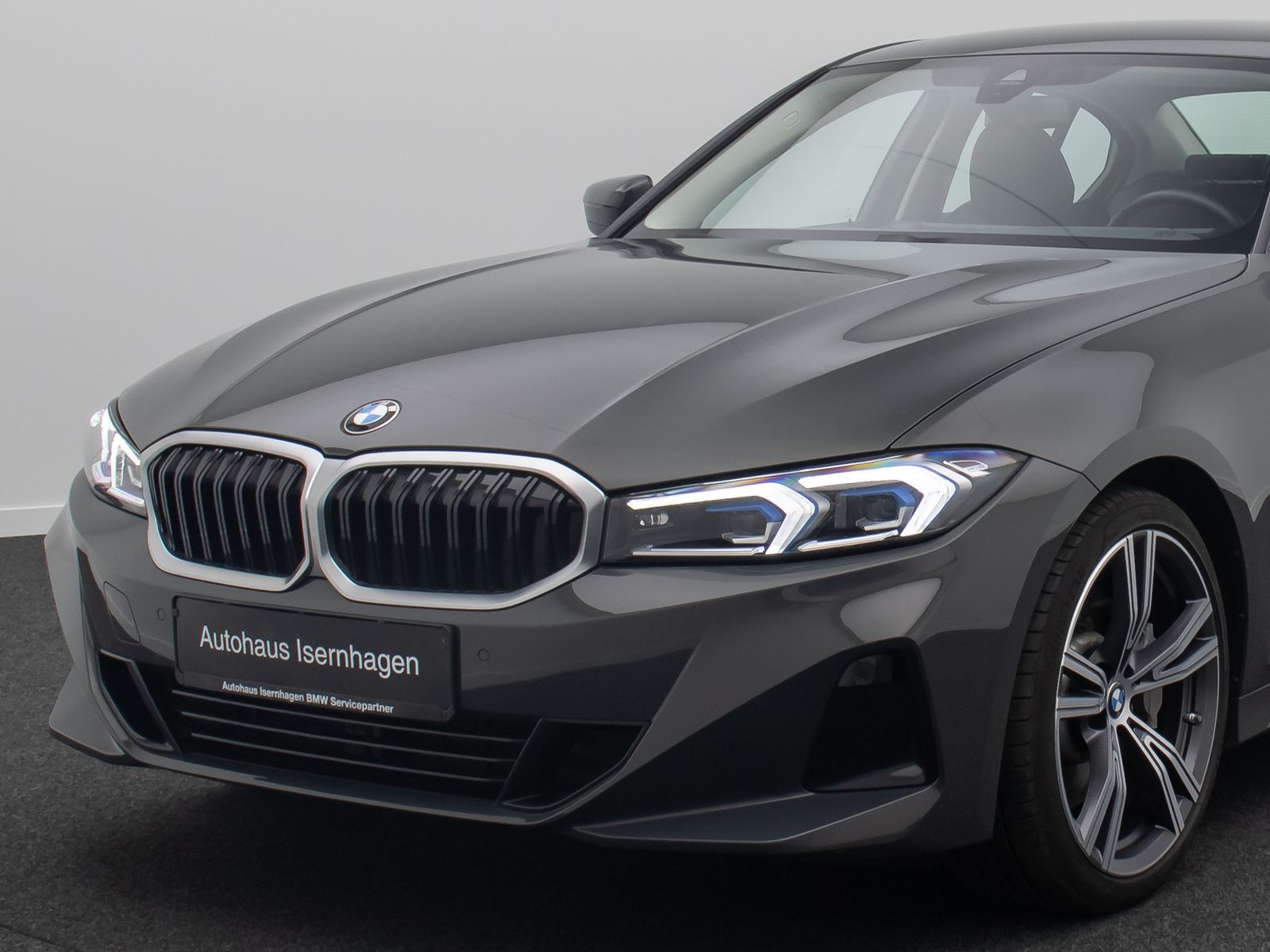 BMW 330i xD Komfort DAB HiFi Leder M Sport 19Zoll
