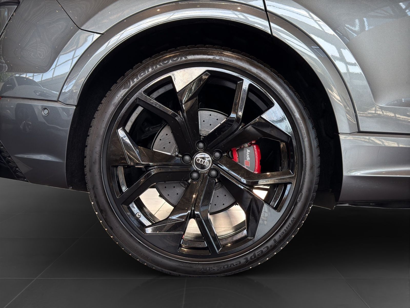 Audi RSQ8 TFSI Q PERFORMANCE 305km/h KERAMIK ST.HEIZ
