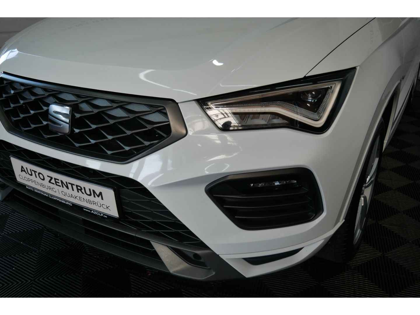 Seat Ateca FR 1.5 TSI LED+Navi+CarPlay+Virtual+AHK+AC