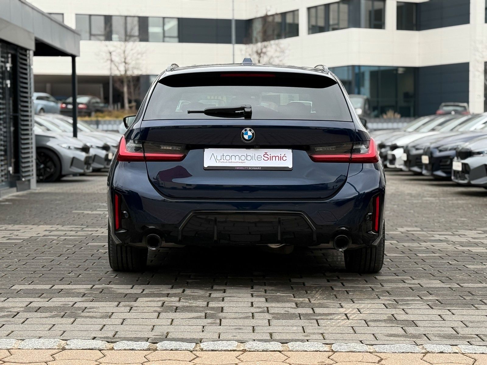 BMW 320d xD M Sport HuD AHK hifi StHzg 360° memory