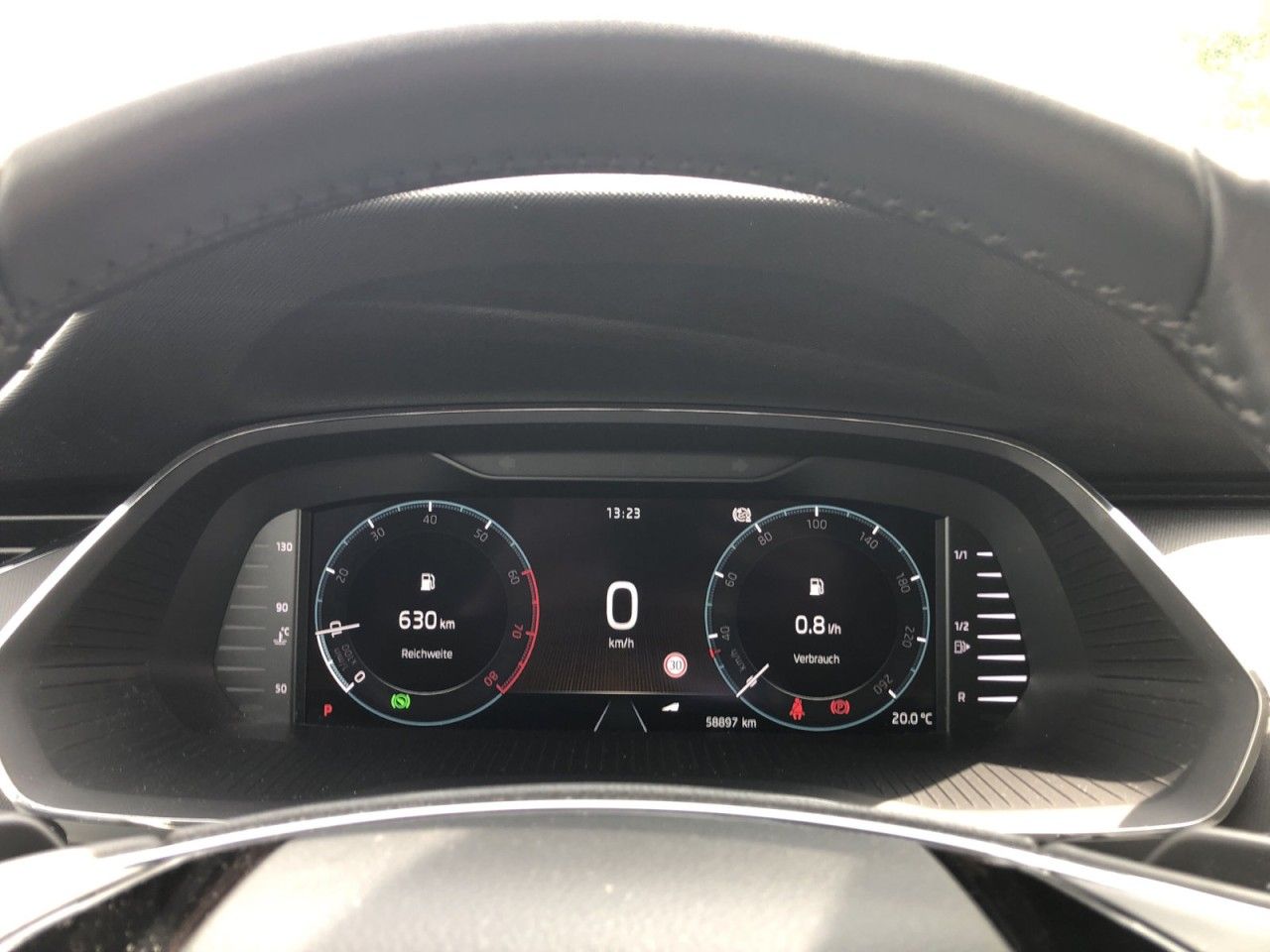 Skoda Octavia Combi CLEVER 1.0 eTSI - Samsaru's Car Outlet