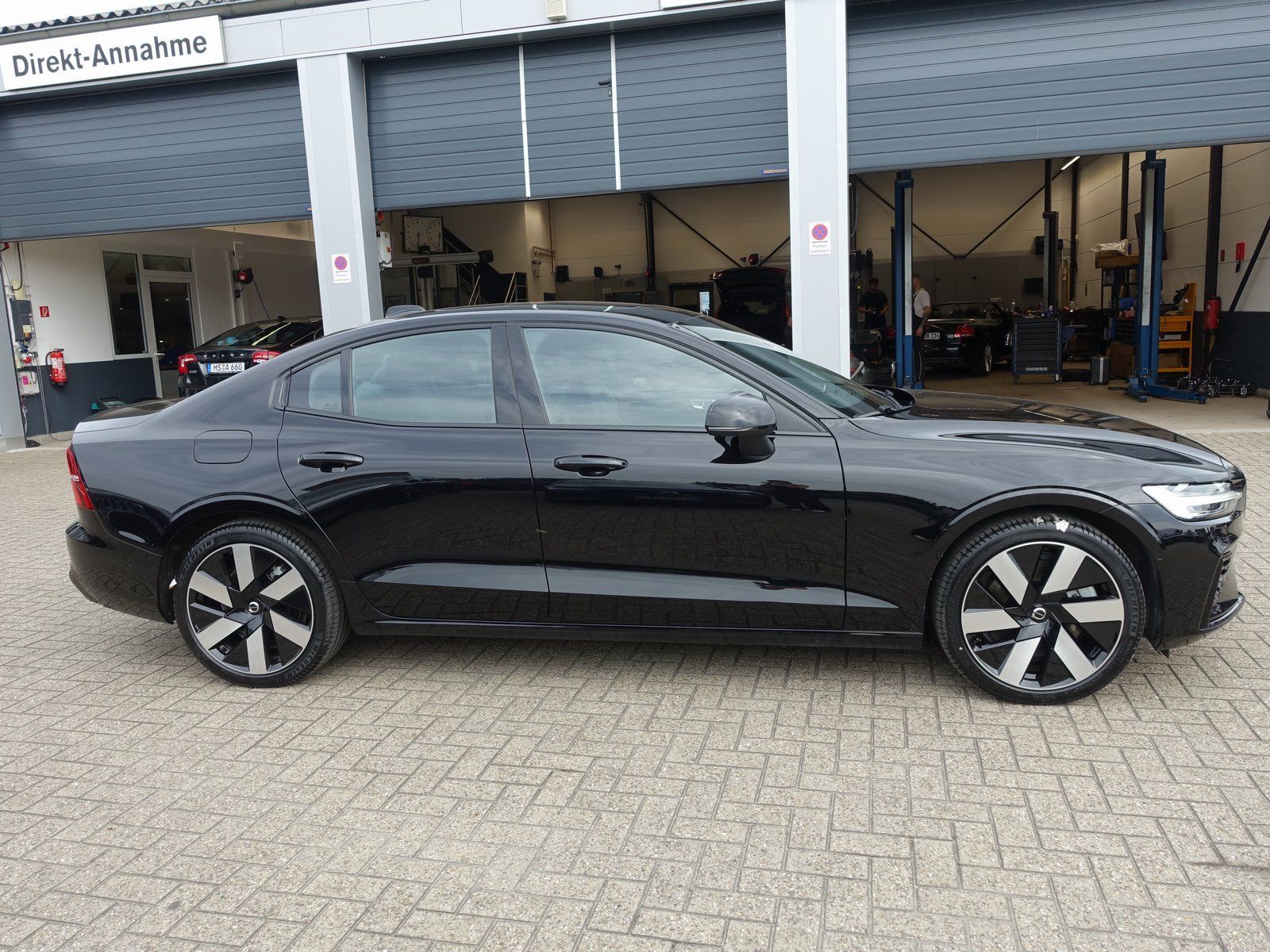 Volvo S60 Recharge Ultimate T8 AWD Leasing ab € 349,-