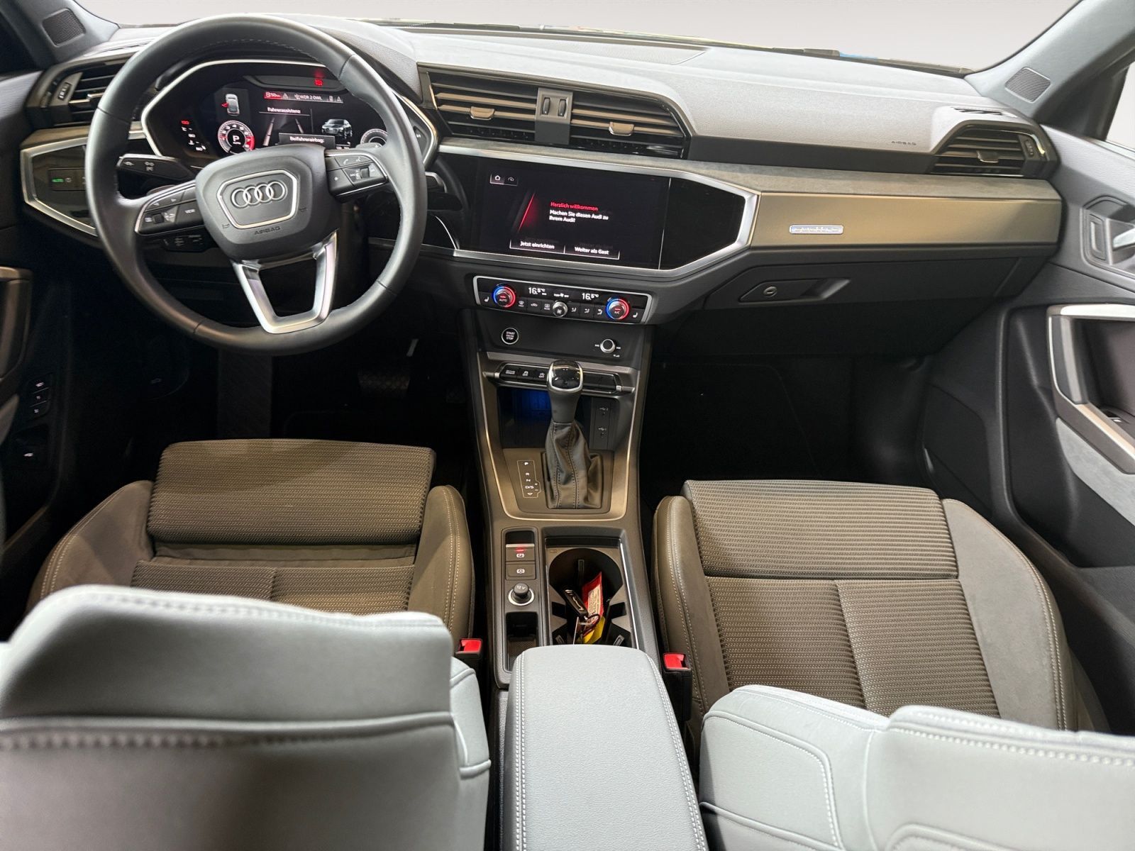 Audi Q3 Sportback 45 TFSI S-tronic qu. S-Line *Matrix