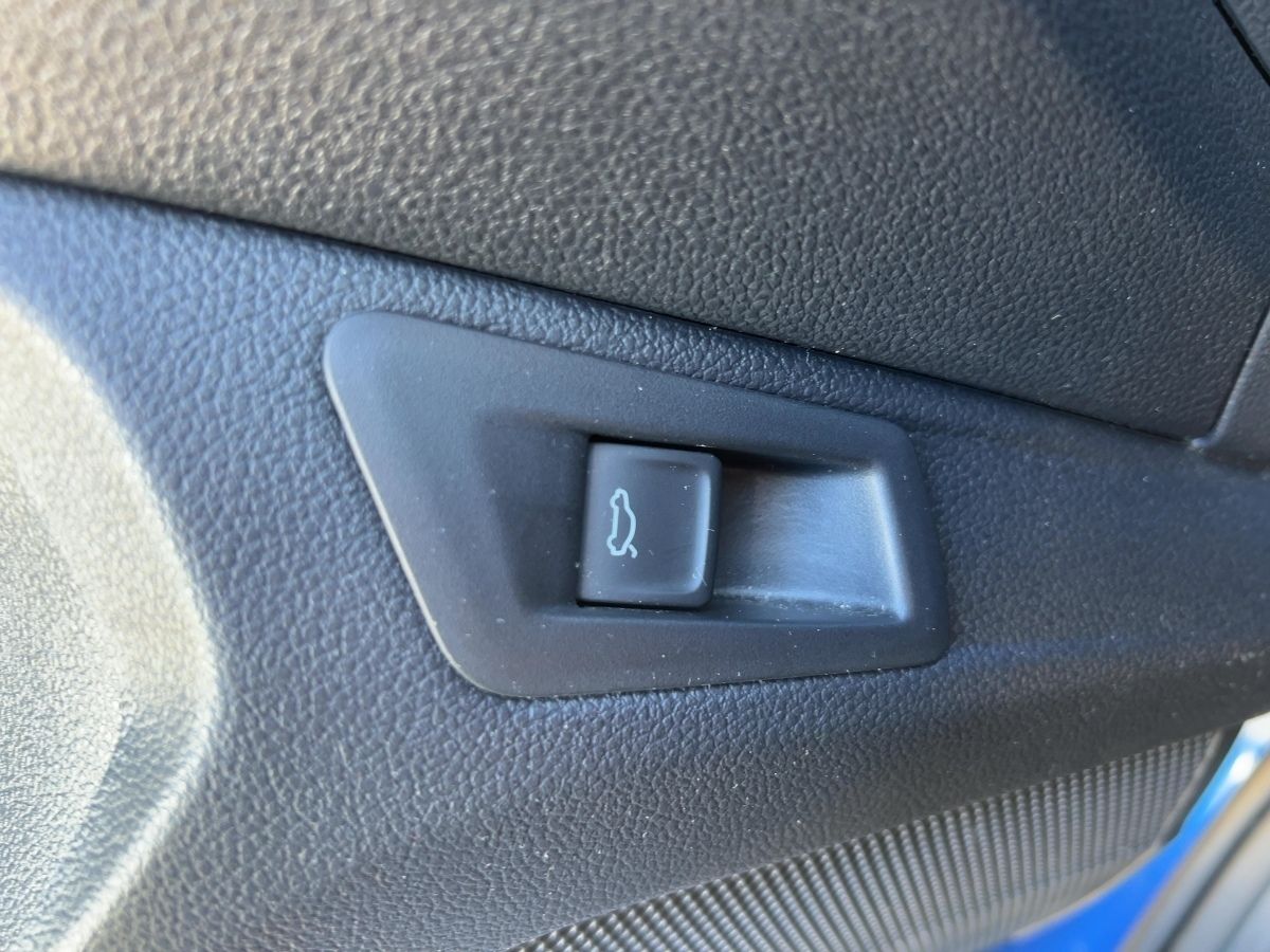 Volkswagen T-Roc 1.5 TSI - Samsaru's Car Outlet