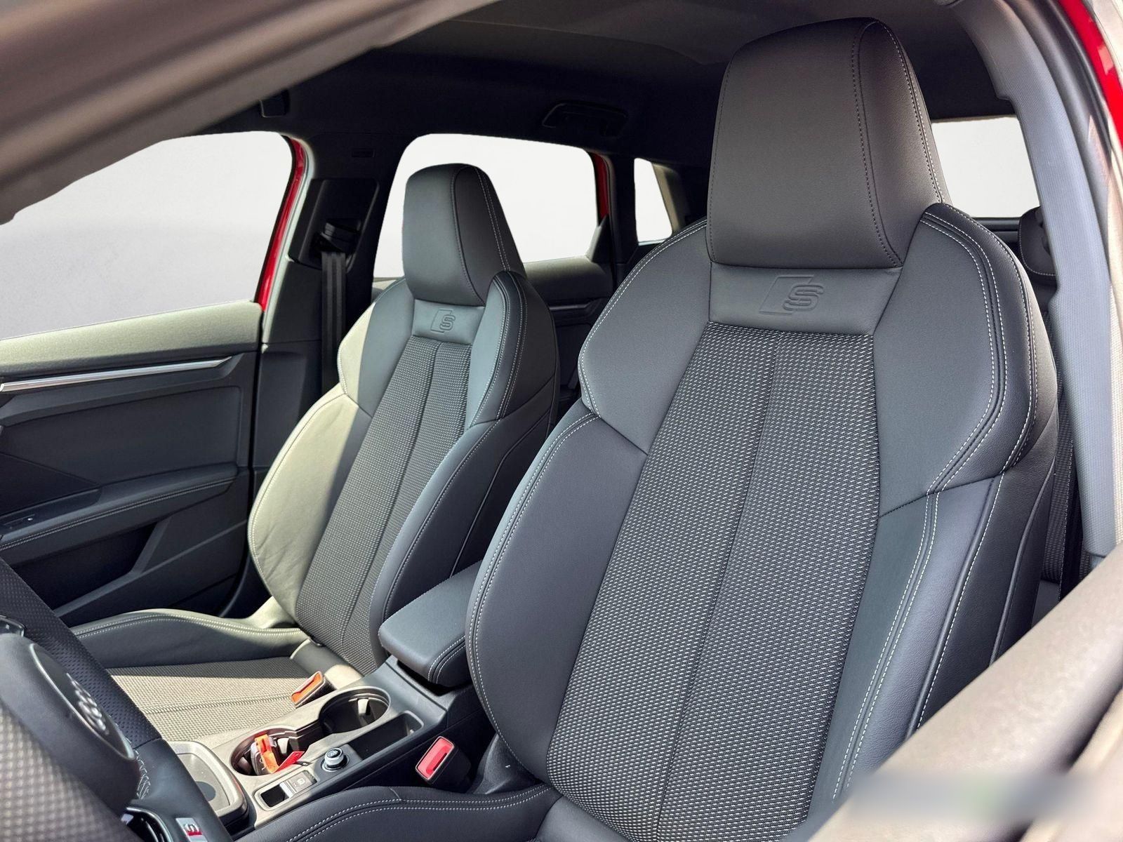 Audi A3 Sportback 30 TFSI S line - Samsaru's Car Outlet