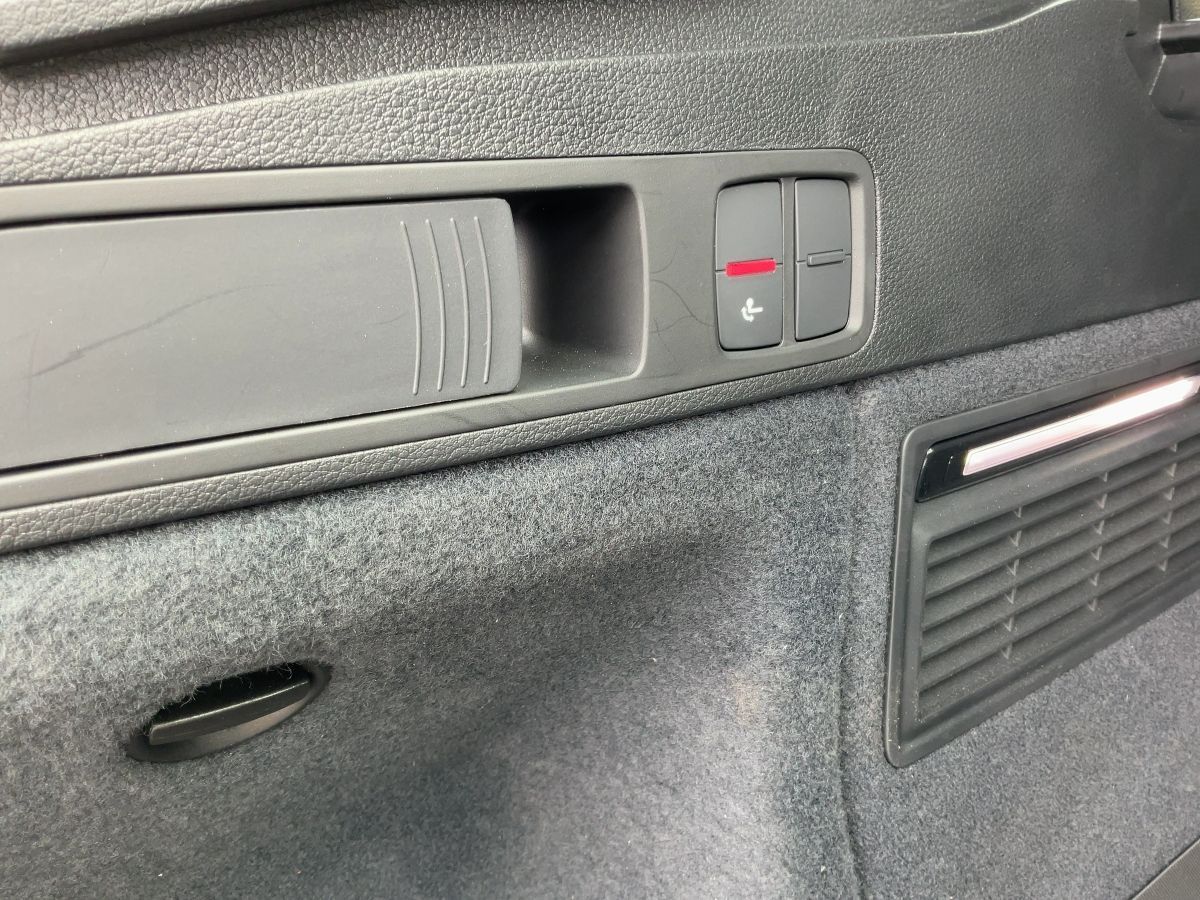 Audi Q5 50 TFSI e QU ADVANCED - Samsaru's Car Outlet