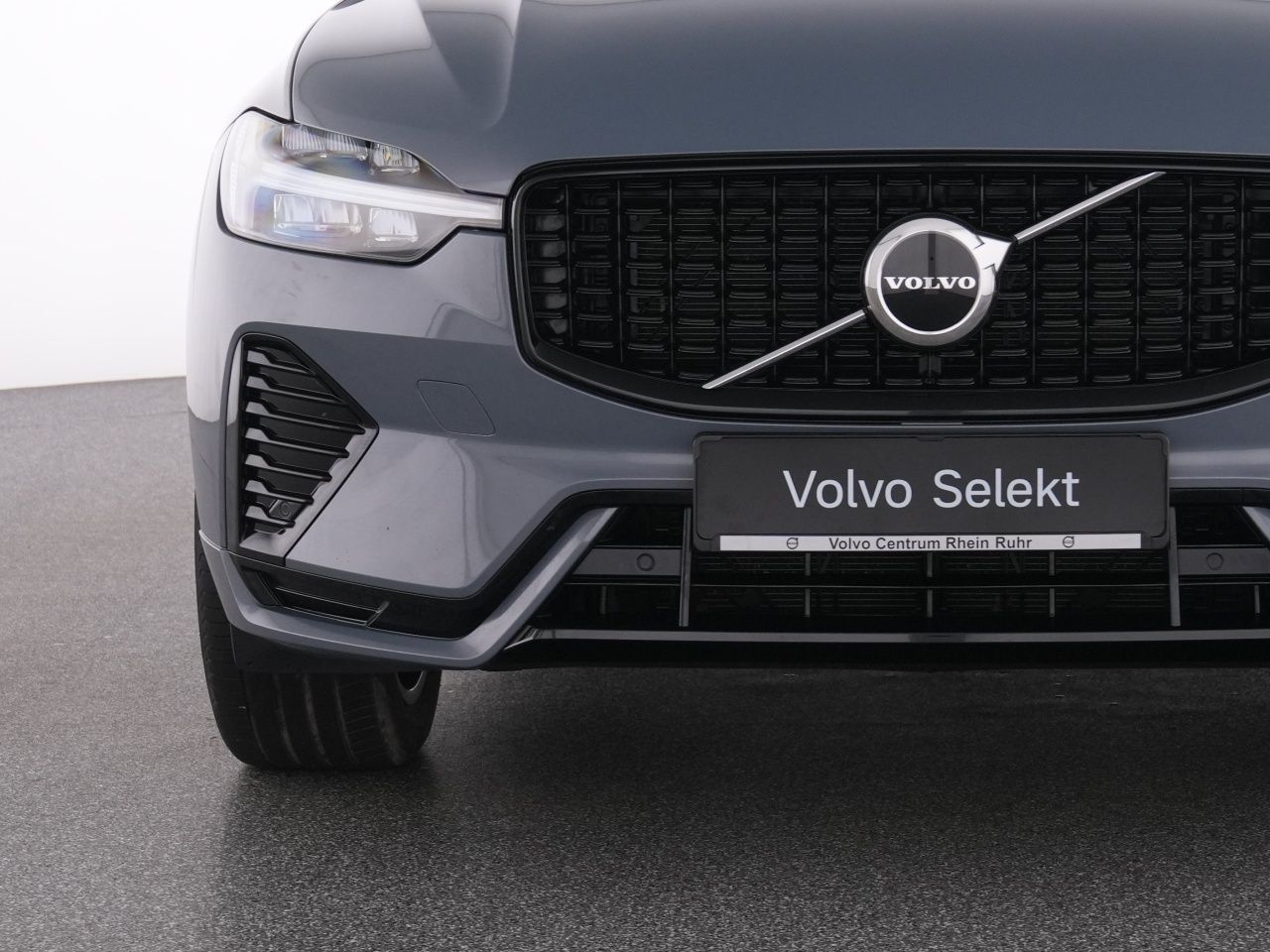 Volvo XC60 B4 Plus Dark+FAP+LM20+MET+WINERPAK+MEMORY+