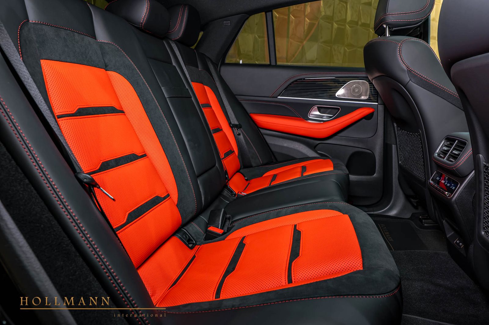 Mercedes-Benz GLE 53 AMG 4M+ COUPE + BURMESTER + HUD+ AIRMATIC
