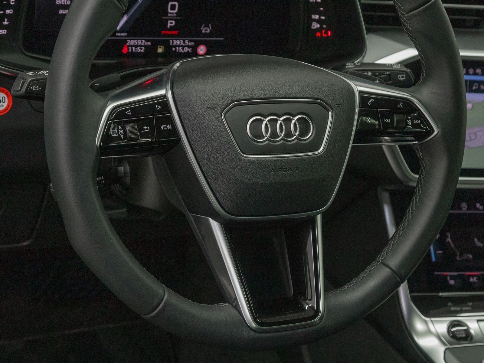 Audi A6 Avant 40 TDI Q S LINE - Samsaru's Car Outlet