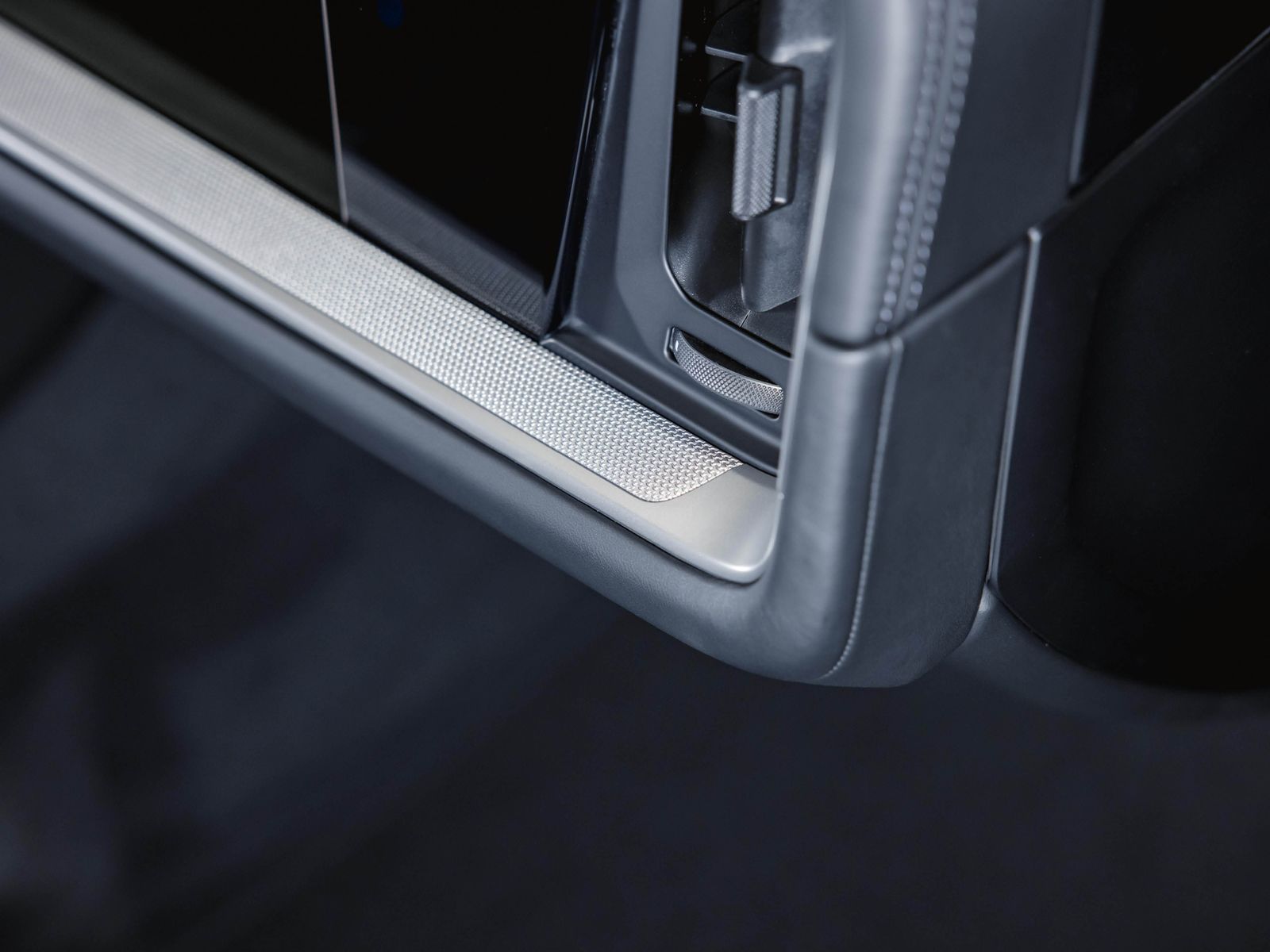 Porsche Cayenne E-Hybrid Sportabgasanlage Sportlenkrad