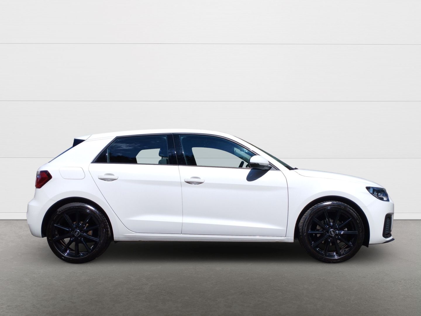 Audi A1 30 TFSI advanced Sportback - Samsaru's Car Outlet